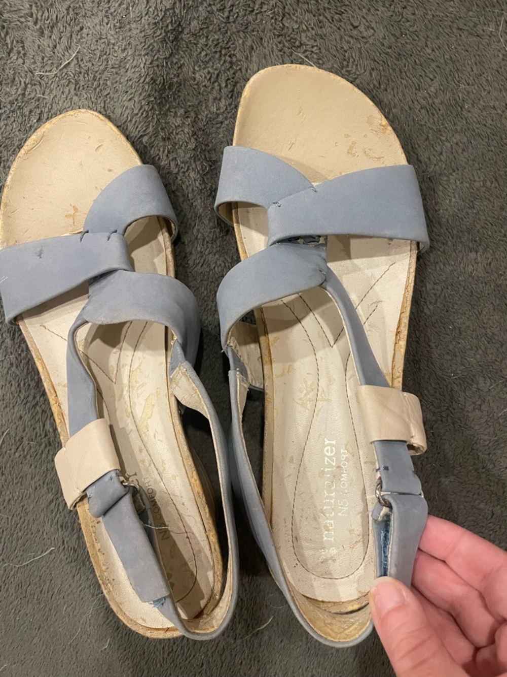 Naturalizer Two-Tone Blue and Beige Womens Slingback Sandals